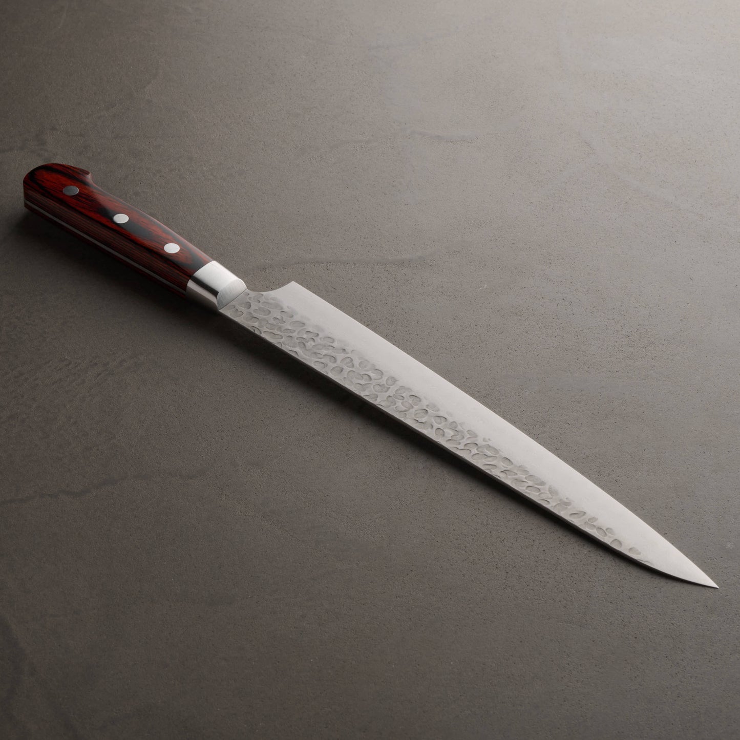 Sakai Takayuki | 33-Layer Hammered Damascus | Sujihiki Knife | 240mm | Mahogany