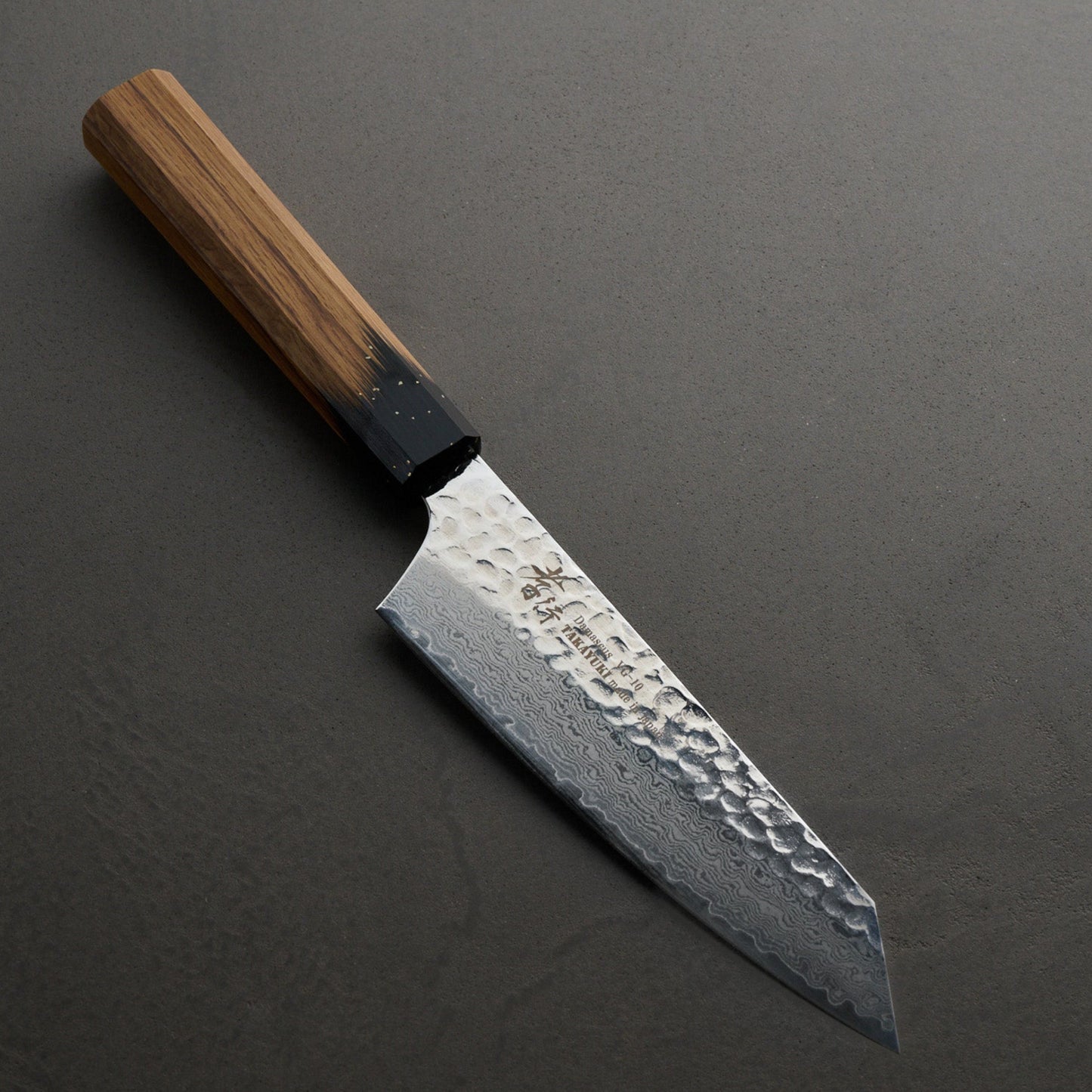 堺孝行｜33層ダマスカス樫漆｜剣型三徳包丁｜160mm｜黒伸