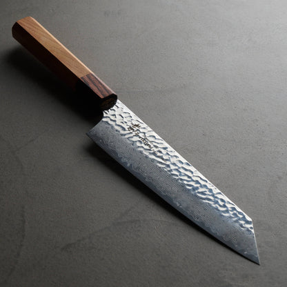 Sakai Takayuki | 33-layer hammered Damascus Japanese style | Japanese sword-shaped chef's knife | 190mm | Zelkova