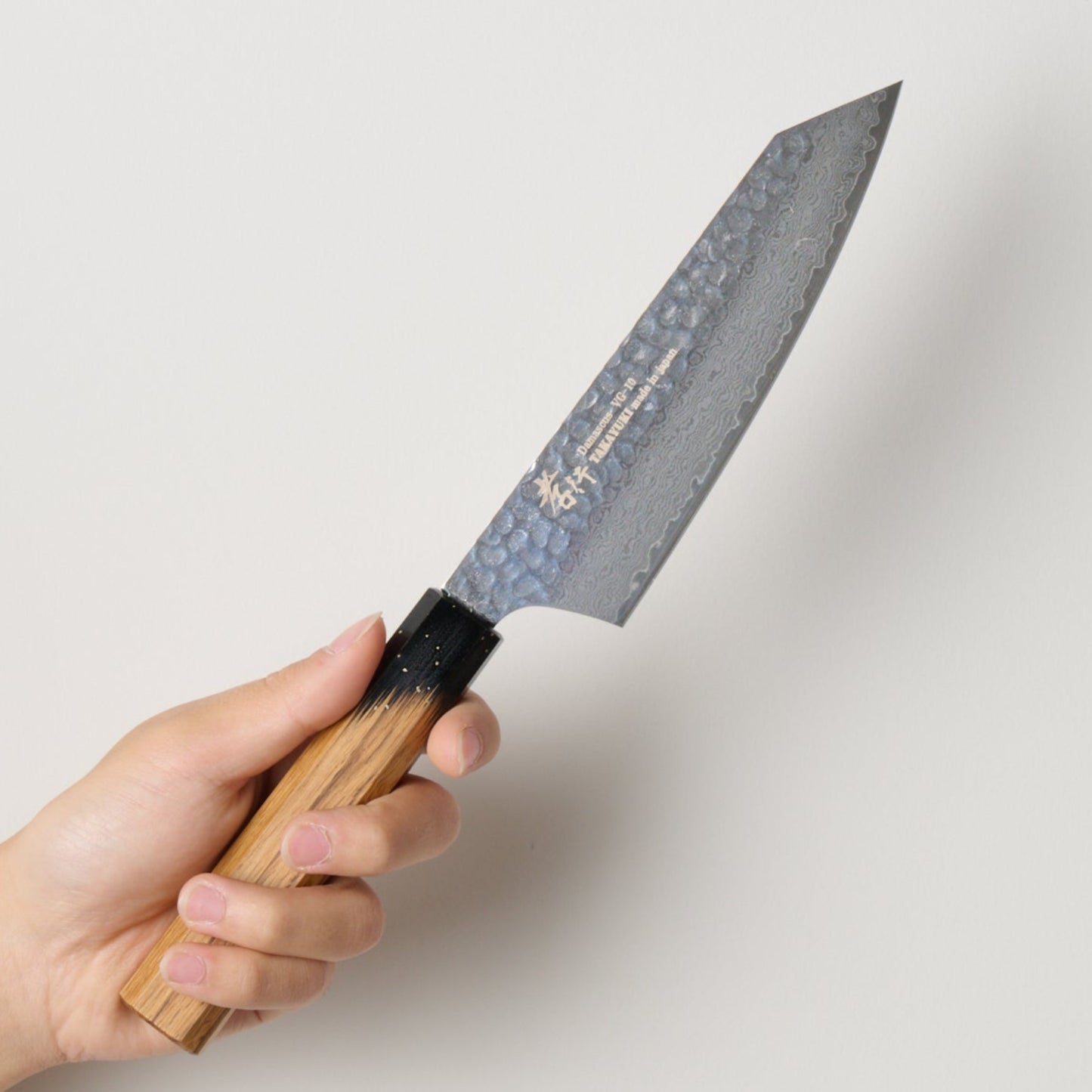 堺孝行｜33層ダマスカス樫漆｜剣型三徳包丁｜160mm｜黒伸