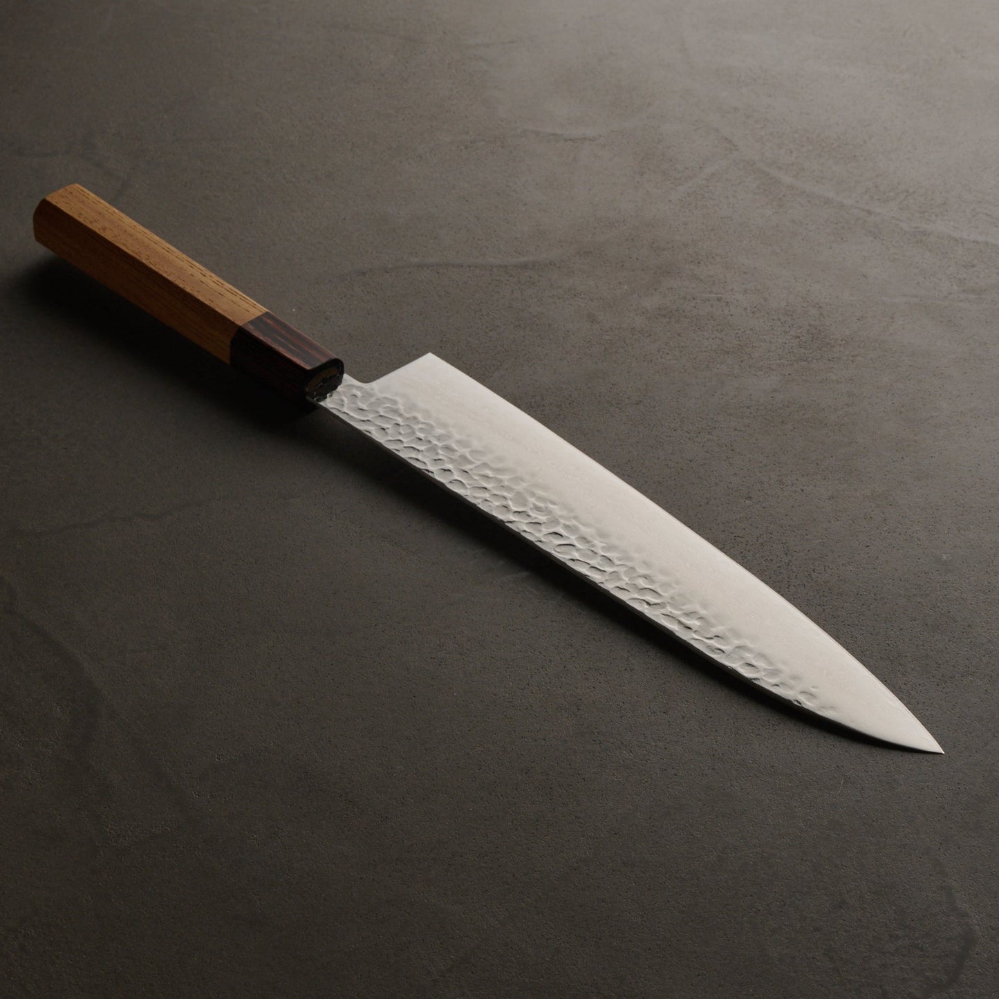 Sakai Takayuki | 33-Layer Hammered Damascus Japanese Style | Japanese Chef's Knife | 240mm | Zelkova