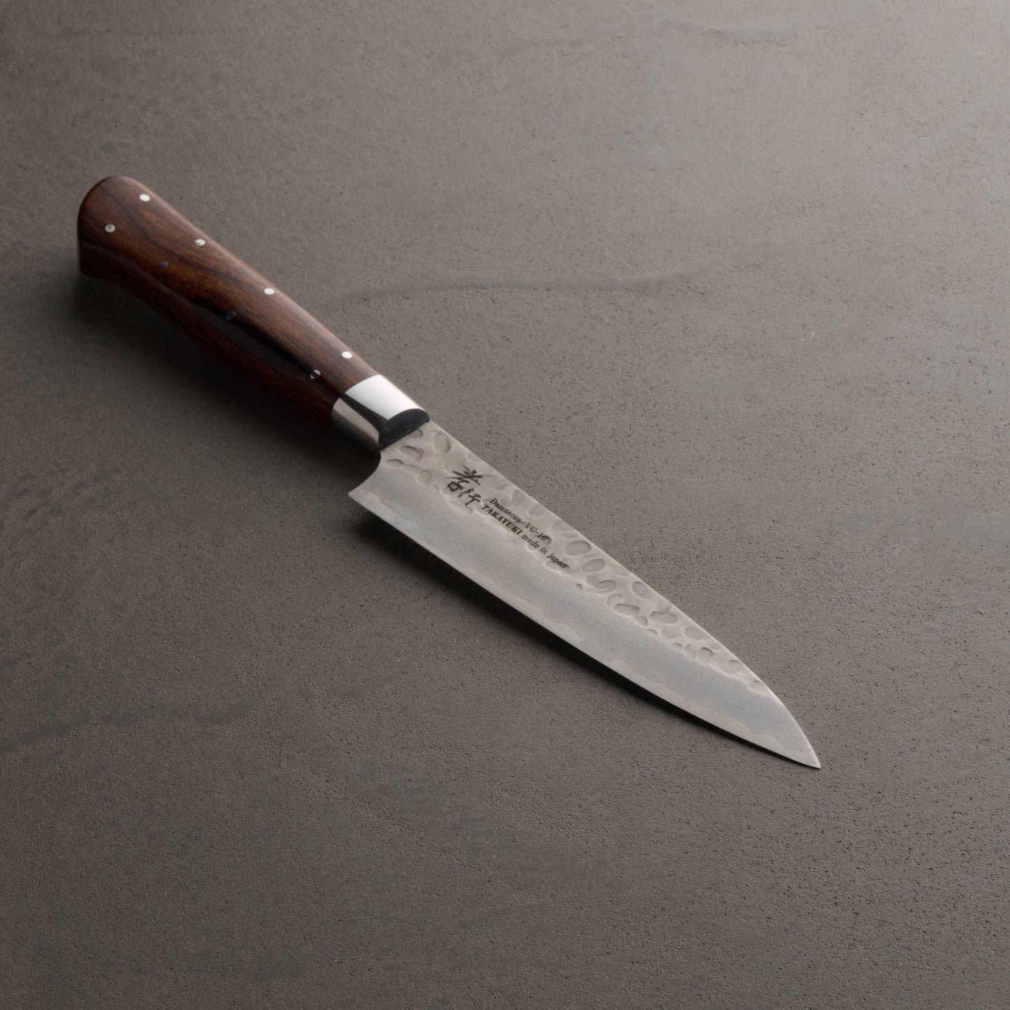 Takayuki Sakai | 33-Layer Hammered Damascus Sugihara Model | Pete Knife | 80mm | Desert Ironwood