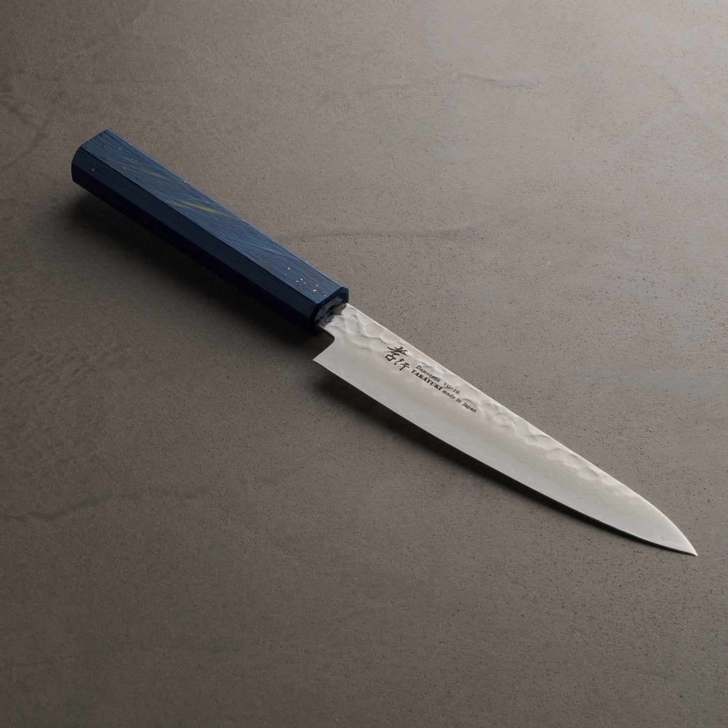 Sakai Takayuki | 33-layer Damascus lacquerware | Japanese pete | 150mm | Colored stone